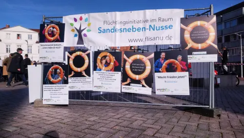 Auftritt bei der Demo: Wir sind nicht still in Ratzeburg